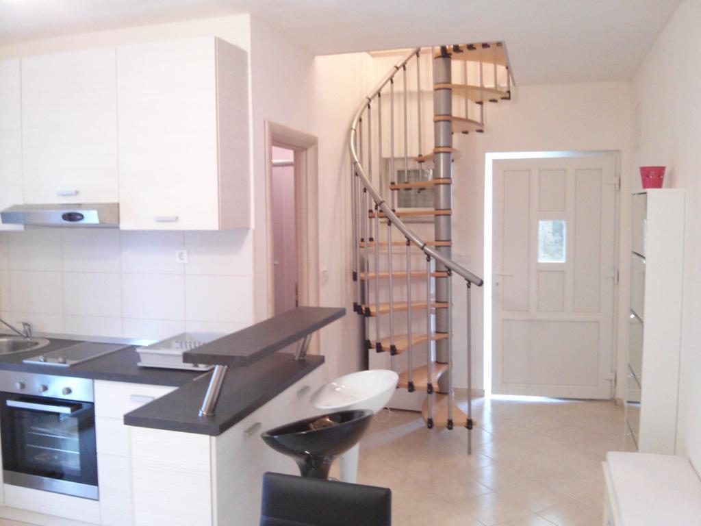 Olive Apartments Ugljan Phòng bức ảnh